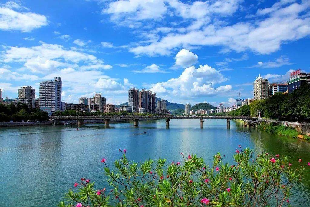2024年天气之最揭晓：韶关为何成为最温暖、最爱下雨、最湿润的城市？  第7张
