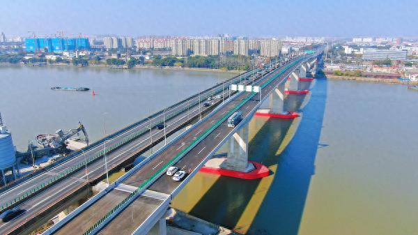 S4公路奉浦东桥阶段性通车，黄浦江第四座大桥如何缓解交通拥堵？