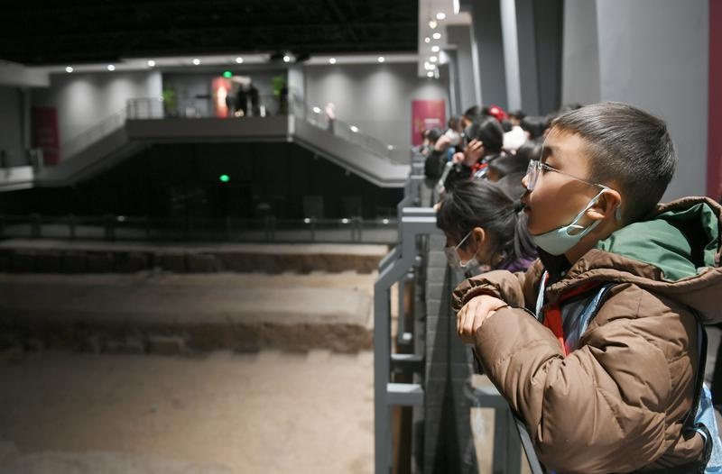 千年长安城墙上的童声笑语:100余名乡村孩子的文化探索之旅 第5张 千年长安城墙上的童声笑语:100余名乡村孩子的文化探索之旅 第5张