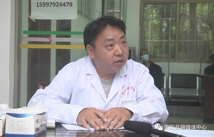 16年坚守偏远山村，段宗炯医生如何成为村民心中的‘守护神’？  第2张