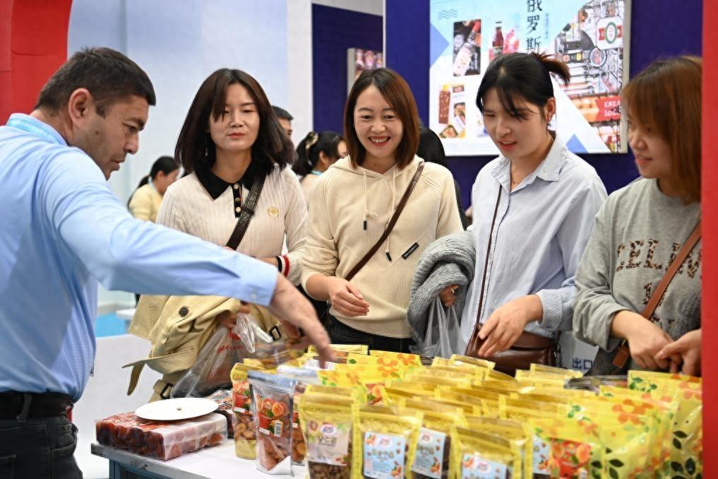 第 31 届中国杨凌农高会规模、参展国家、人数、收入均创近 5 年新高