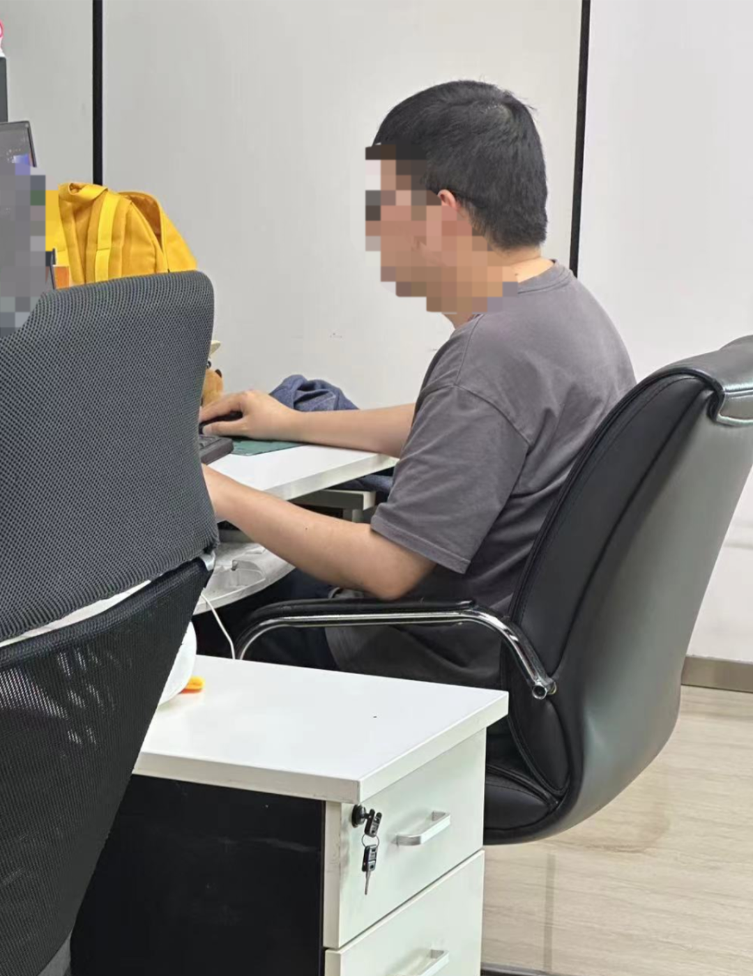 重庆天气让人捉摸不透，忽冷忽热，乱穿衣成市民日常  第4张