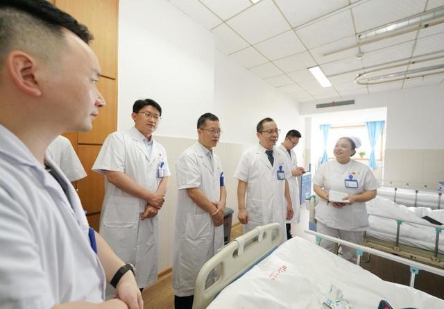 63 岁老人因迷信偏方延误治疗，男性健康问题何时才能得到重视？  第2张