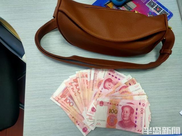 4000 余元现金遗落公交车，司机拾金不昧归还，失主送锦旗致谢  第2张