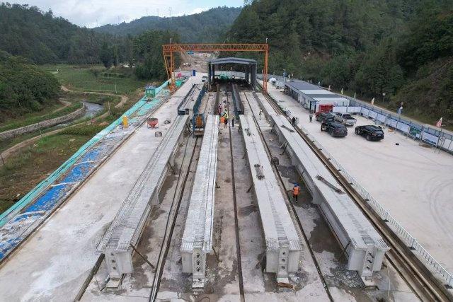 国道 219 龙陵黄草坝至龙镇桥段，17 万群众期盼的交通要道正在有序推进  第8张