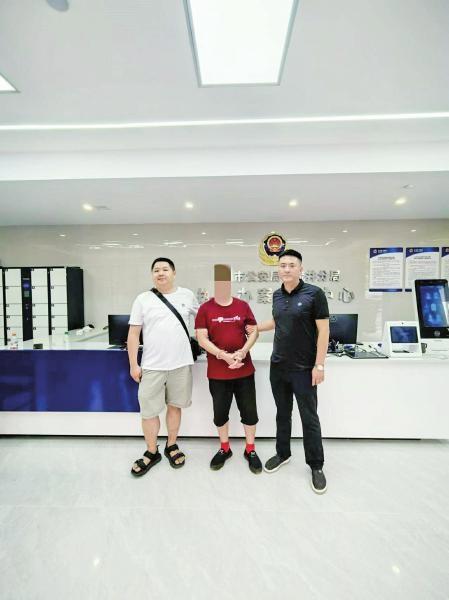 50 元假币让农户一天白干，泸州警方破获制贩假币案，10 余名嫌疑人落网  第1张