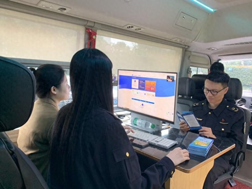 杭州米市巷街道开展助企服务活动，信用修复一件事专窗为企业解决难题  第1张