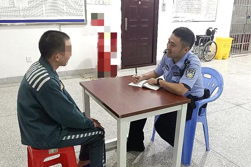 走近武夷山监狱民警：光与救赎，传递温暖，铸就希望  第2张