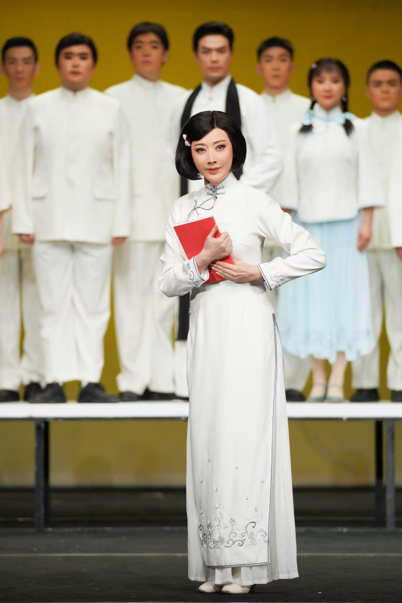 京剧名角郭玮领衔主演石评梅，程派艺术演绎革命爱情故事  第2张