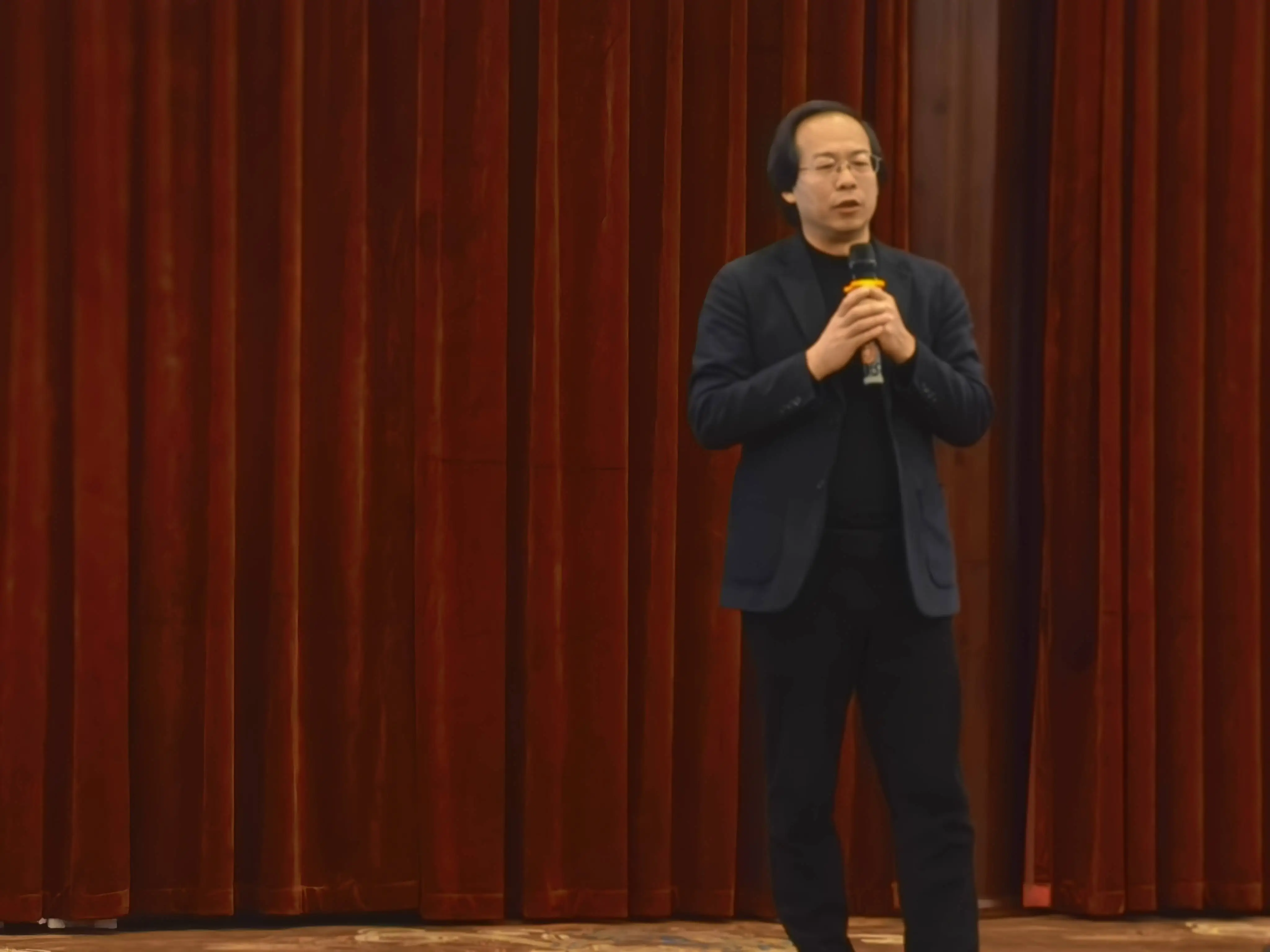 第十四届清雅荥经·十月诗会盛大举办，诗人齐聚共话诗歌发展  第1张