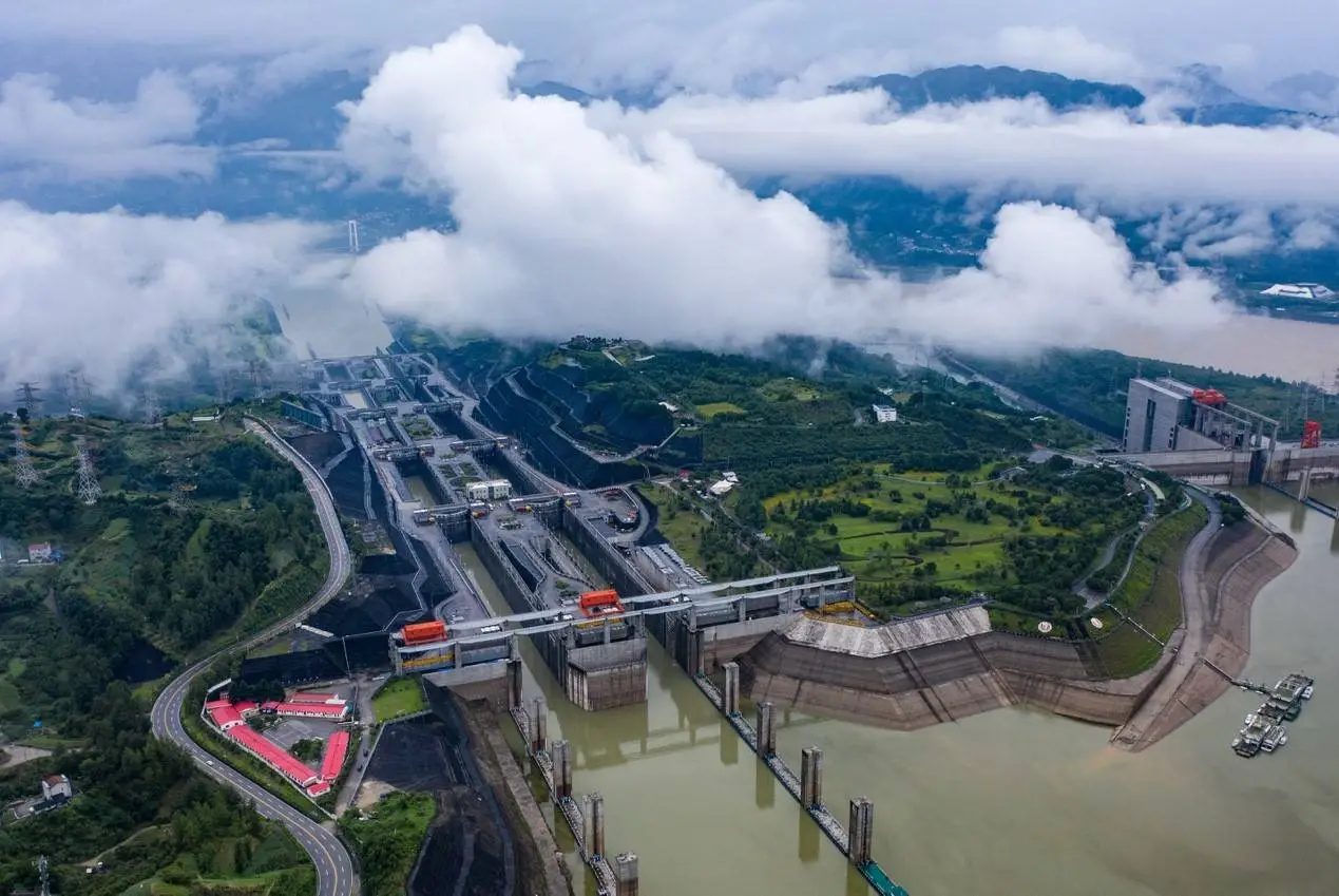 三峡工程迎来开工建设 30 周年，发挥巨大综合效益，助力库区人民安稳致富