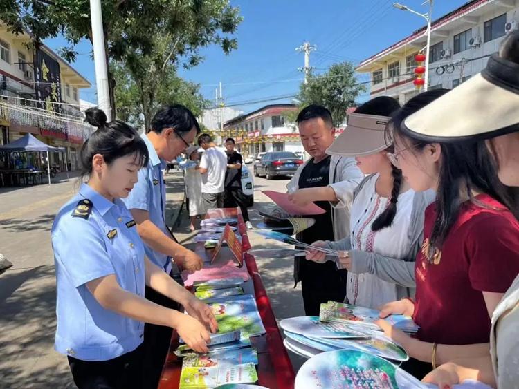 富县持续整治校园周边文化市场，守护未成年人成长  第2张