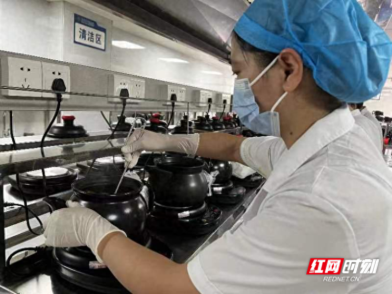 巡察组为何如此重视中药液？背后的真相令人感动