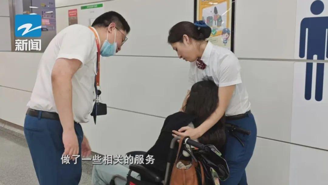 突发！杭州地铁一号线车厢内小孩嗷嗷大哭，原因竟是这个  第2张