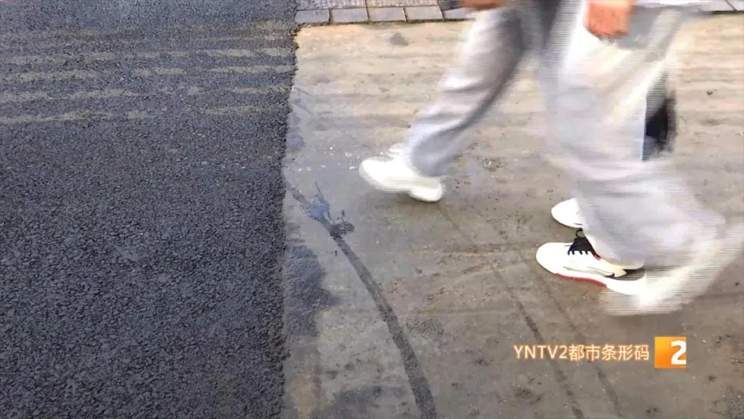 翠湖周边隔离花箱一夜消失，市民看法不一，塑胶跑道能否恢复？  第3张