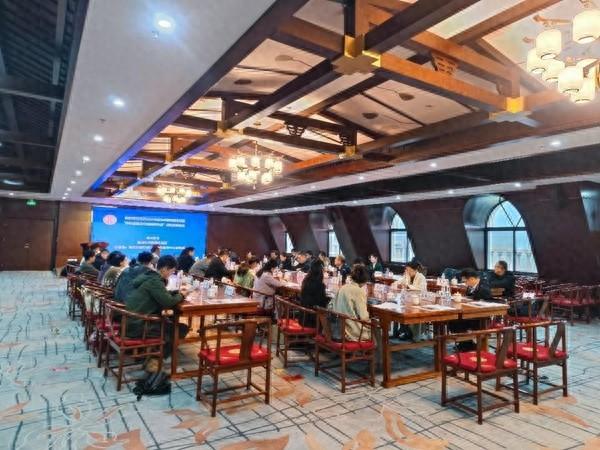 40 余名专家齐聚西安外事学院，共探喜剧文学美学价值  第1张