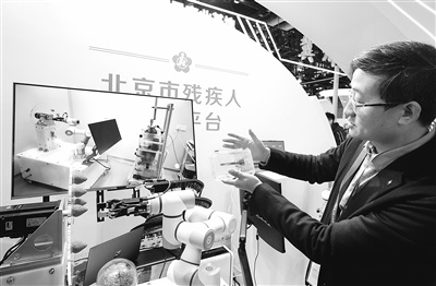 脑机接口技术助力残疾人康复，北脑一号和北脑二号亮相2024中国国际福祉博览会