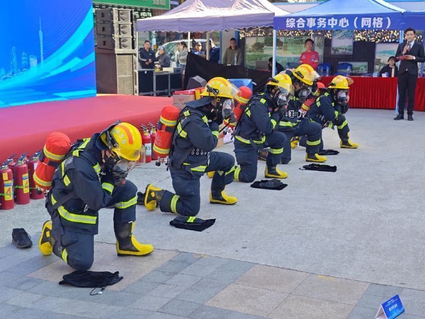119消防宣传月：南沙街道实操演示，教你如何应对电动自行车自燃与煤气罐着火危机  第2张