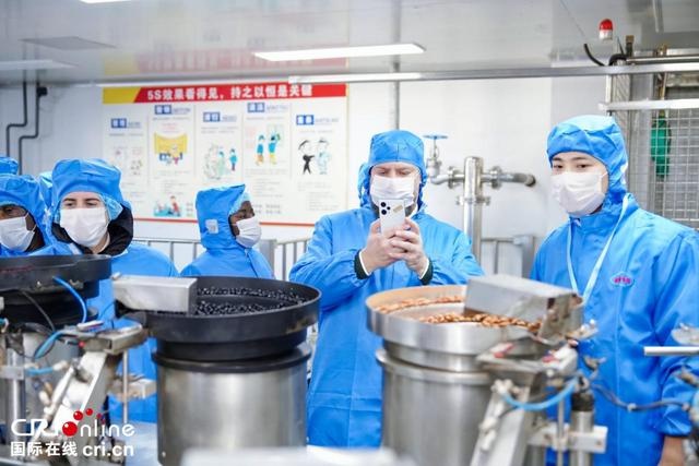 探秘洽洽食品：一颗坚果背后的智能革命与国际赞誉  第3张