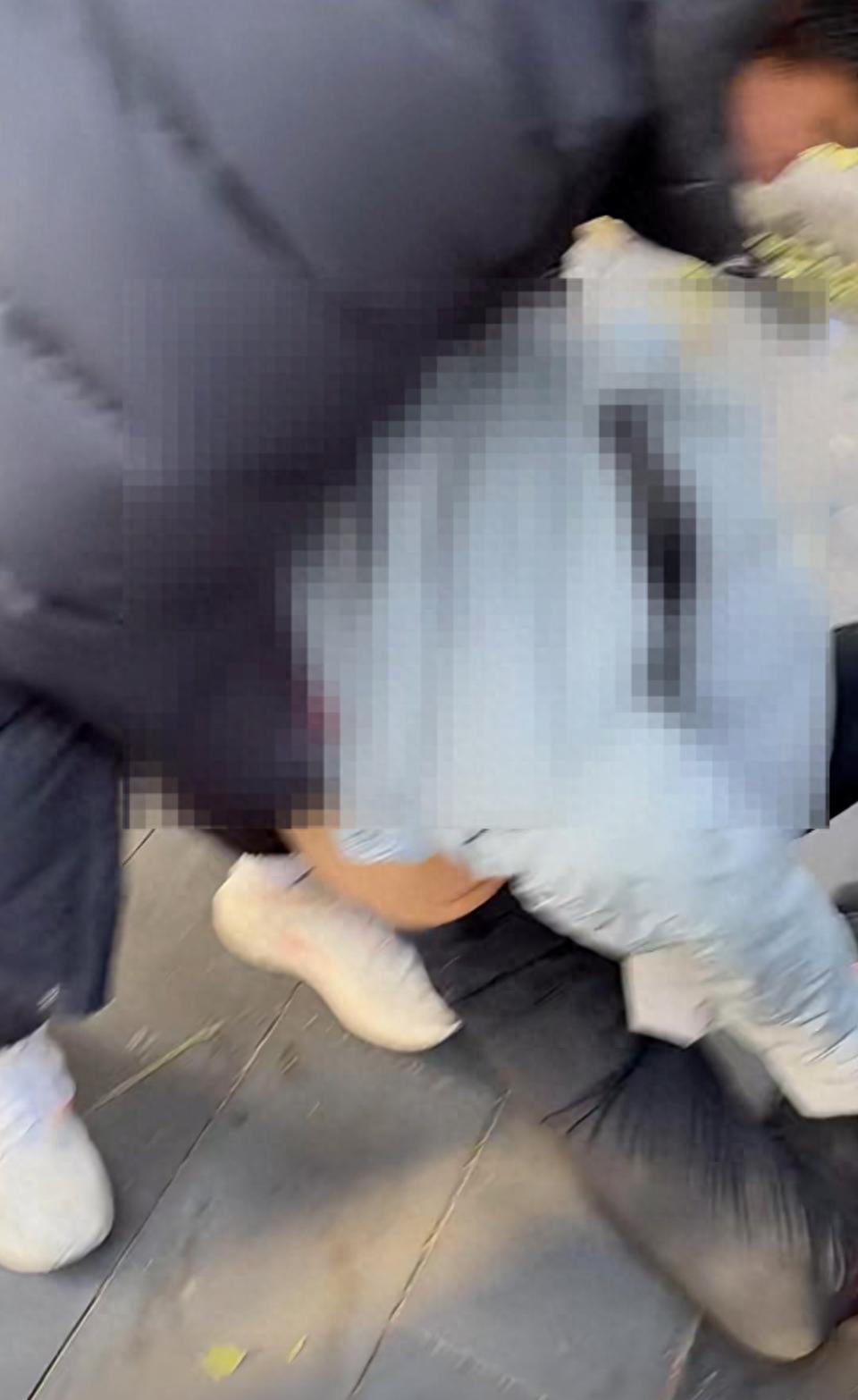 惊！北京天坛公园男子疑因吃驴打滚窒息，热心群众急救无效，医院紧急回应