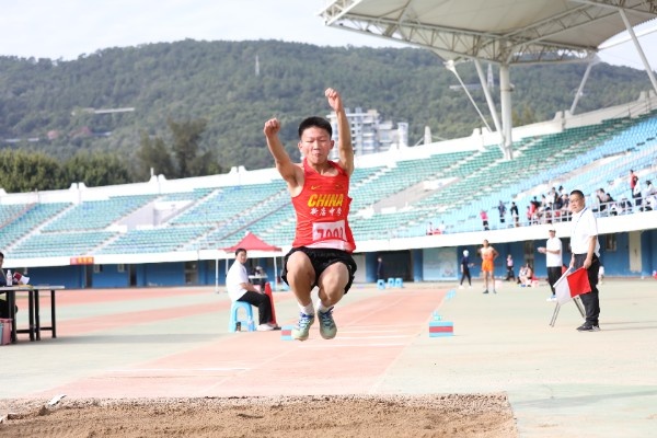 2024厦门中小学中职学生田径锦标赛圆满落幕，谁是赛场上的真正王者？  第3张