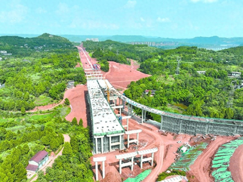成南高速公路扩容工程南充段：投资超70%，2025年底通车在望  第1张