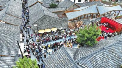 探秘社坛·新街子：古风表演与创意文创的完美交融，吸客超50万人次的文旅新宠  第1张