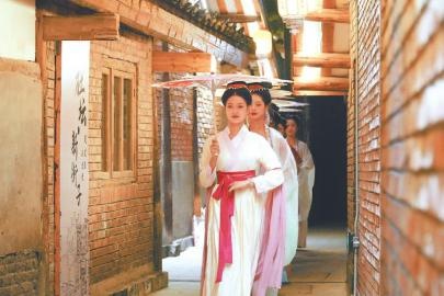 探秘社坛·新街子：古风表演与创意文创的完美交融，吸客超50万人次的文旅新宠  第2张