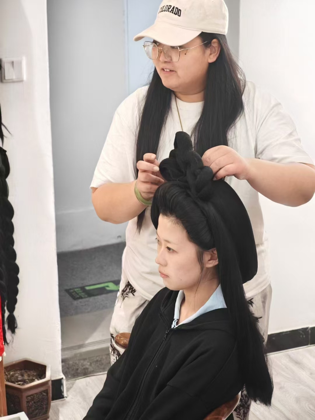 90后安阳姑娘李利艳：从杭州到家乡，用汉服文化点亮殷墟新馆的穿越之旅  第2张