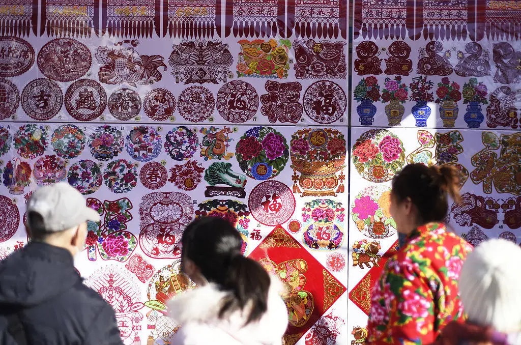 2024蛇年热潮席卷全国，这些呆萌可爱的蛇年元素你绝对不能错过  第4张
