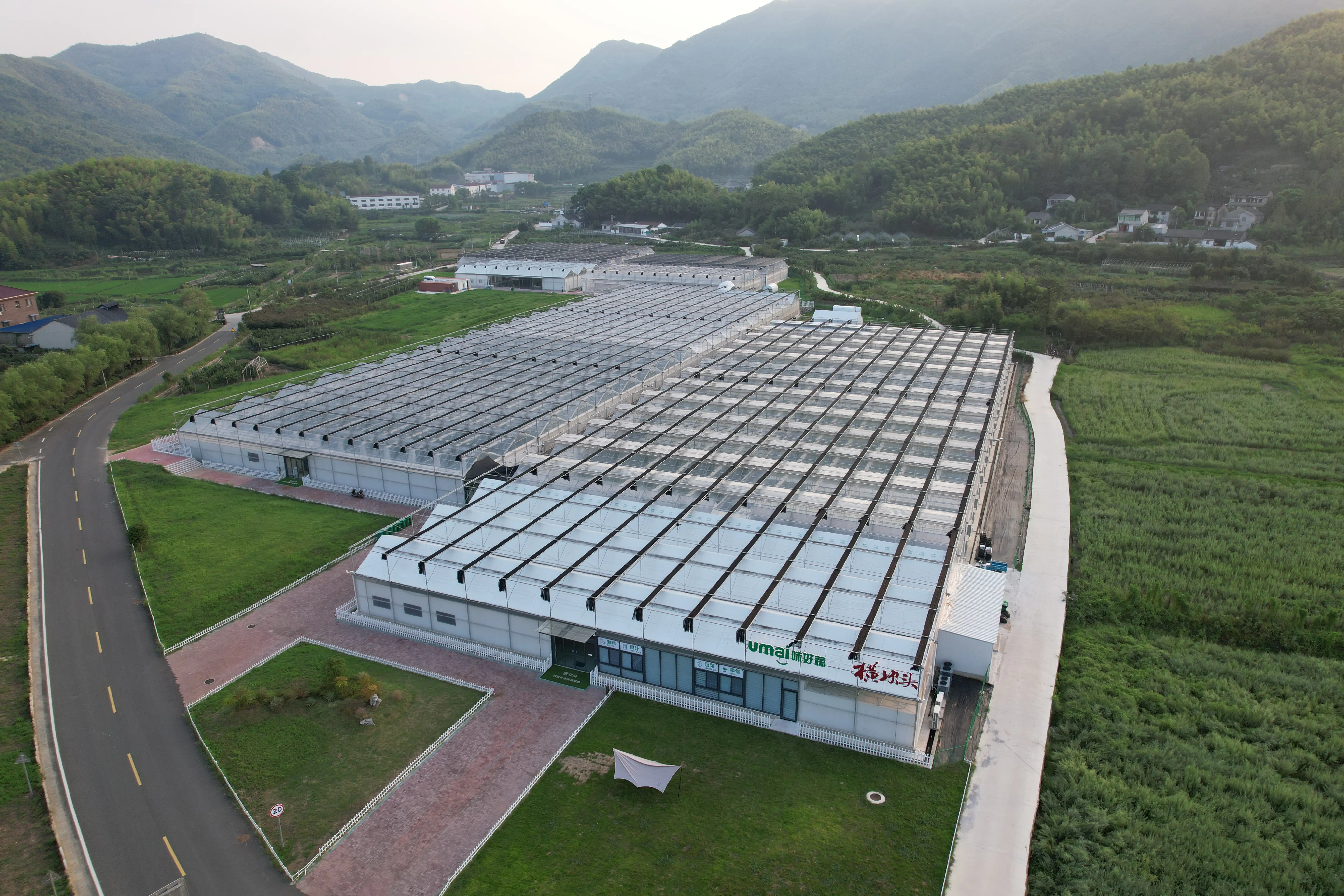 从乡愁到奔头：揭秘横坎头村如何吸引年轻人返乡创业的红色与绿色奇迹  第5张