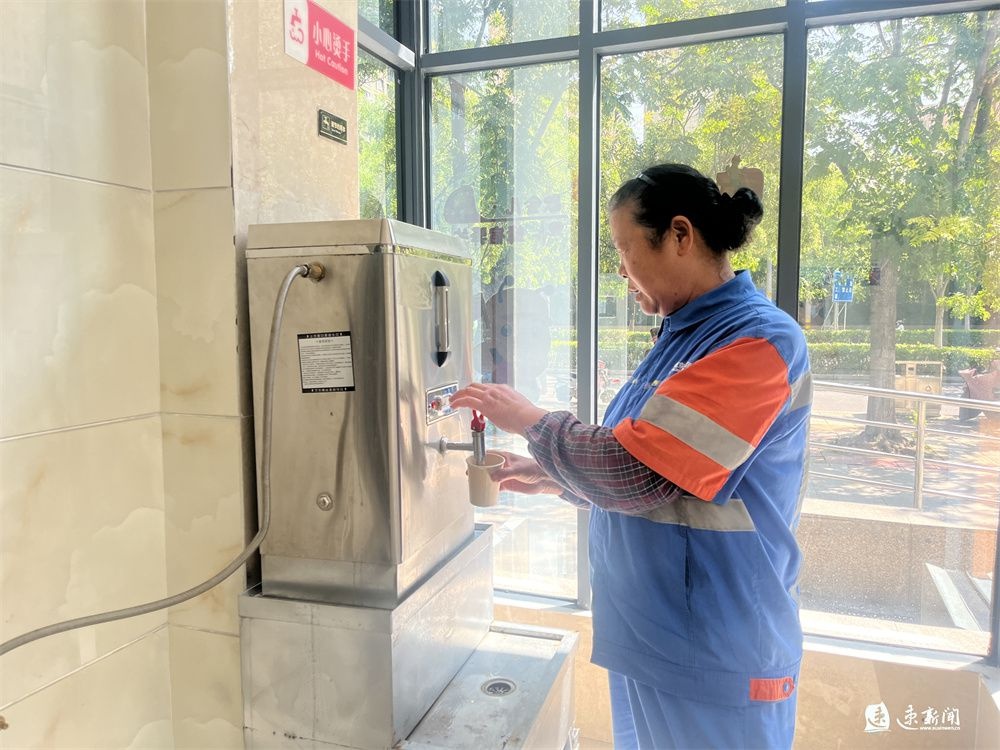 寒冬中的温暖：免费姜汤、棉衣捐赠与热饮，宿迁市民的爱心行动让城市更温暖  第4张