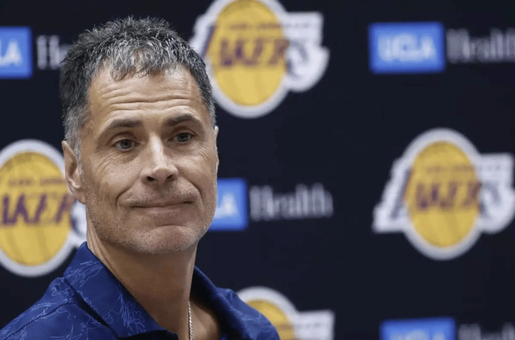 湖人40岁生日大礼：震惊NBA的拉塞尔交易，詹姆斯迎来新惊喜  第4张