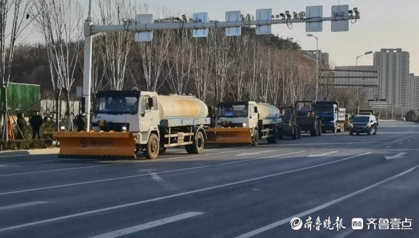 李沧区全力备战2024-2025年度清雪除冰工作，五大作业方式确保道路安全  第2张
