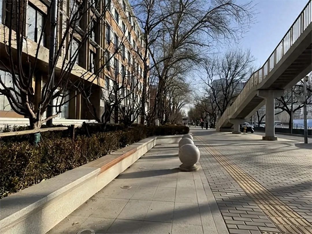 三里屯商圈新工体周边焕然一新，居民商户齐赞美观方便