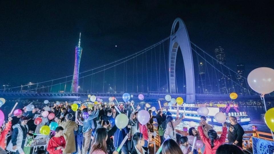 2024年最后一天，来广州报业文化中心，与湾区大学生共唱新年好运  第2张
