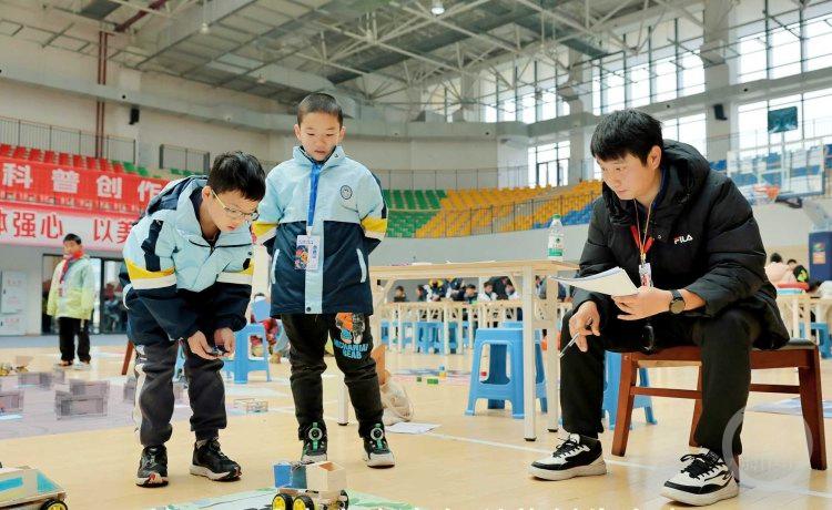 第二届重庆市青少年科普创作大赛：2000余名青少年选手如何将创意变为现实？  第2张