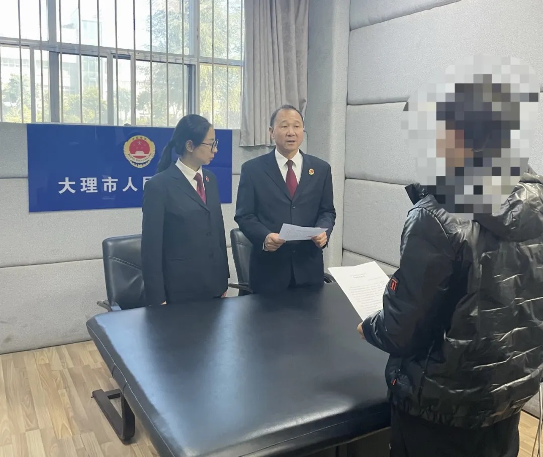 从三次盗窃到改过自新：检察官如何帮助汤某某重拾人生希望？  第4张