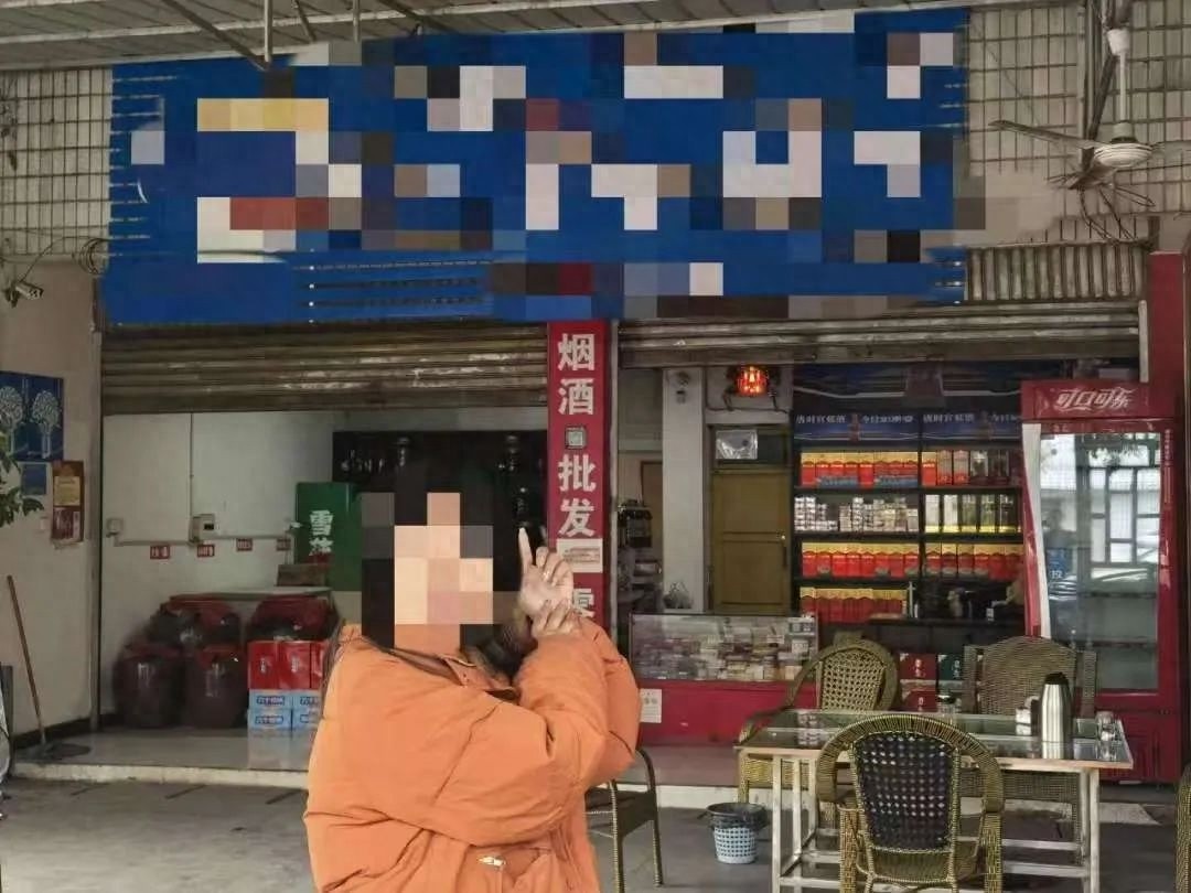 无业女子预付定金诈骗三家超市49万元，警惕赊账陷阱