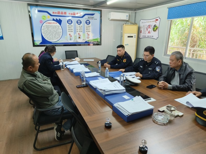 城中区多部门联手出击，严查渣土运输车，城市环境将迎来大变革  第2张