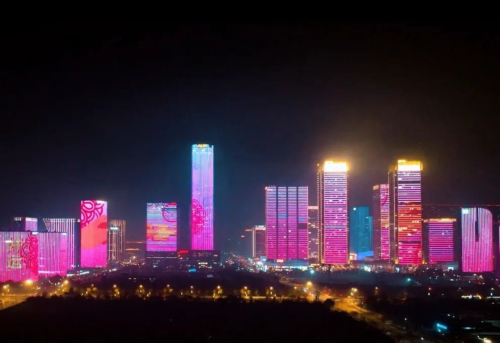 2025年元旦杭州灯光秀震撼来袭！三大篇章带你领略杭城新风貌，错过再等一年  第3张