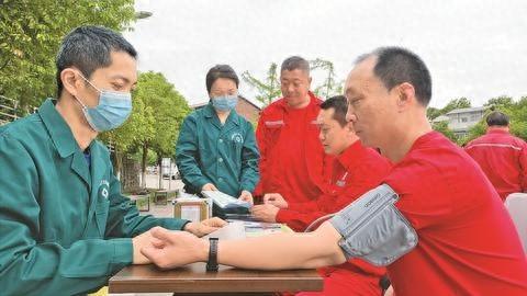 普光分公司工会荣获全国模范职工小家称号，暖心工程打造快乐生活阵地