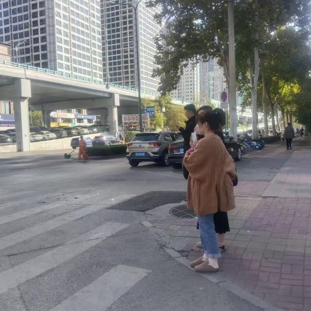 魏家庄街道持续开展占道经营专项整治行动，全力提升道路交通秩序  第2张