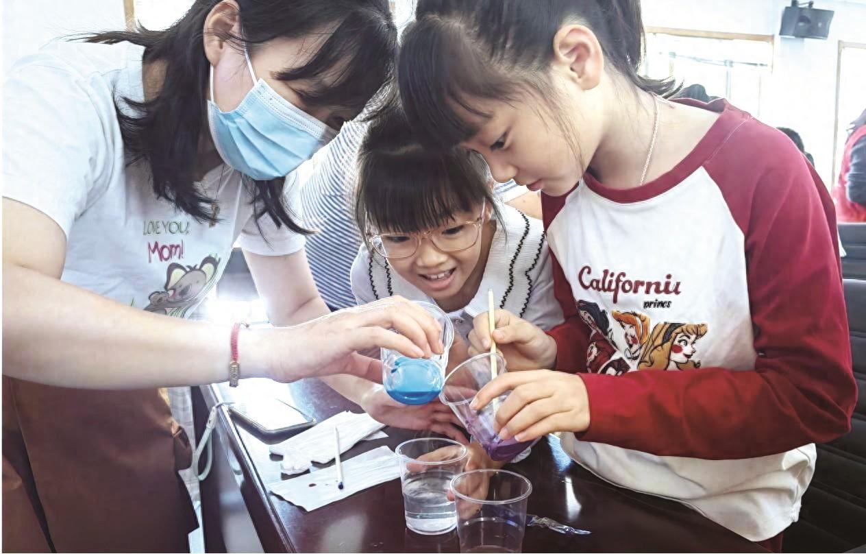 这场水文化活动竟让超 300 人次的家长和孩子都为之疯狂  第1张
