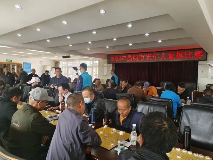 2024 年昆明市老年人象棋比赛圆满落幕，精彩对决引发好奇  第3张