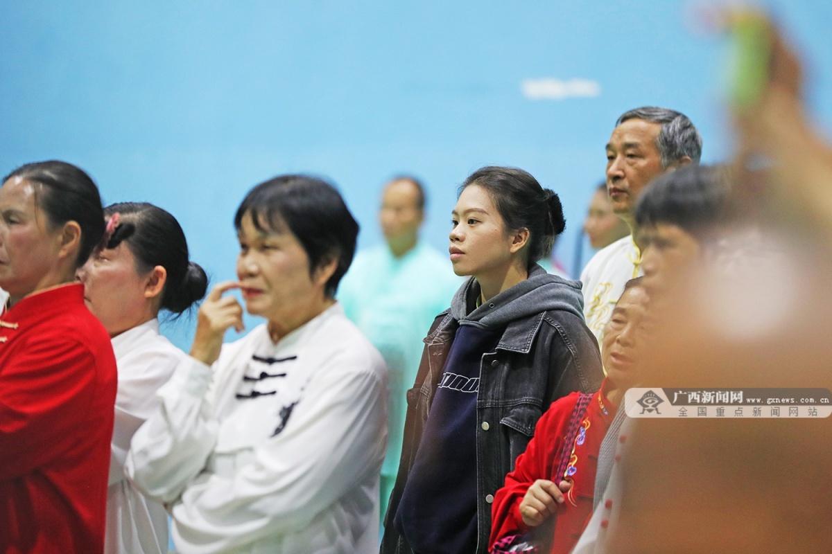 600 余名南宁银龄老人齐聚，开启太极与健身气功大比拼  第3张