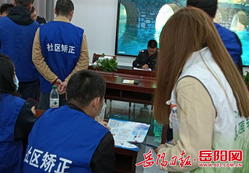 凤凰乡政府社工站：社区矫正的得力助手，助矫正对象重获新生  第2张
