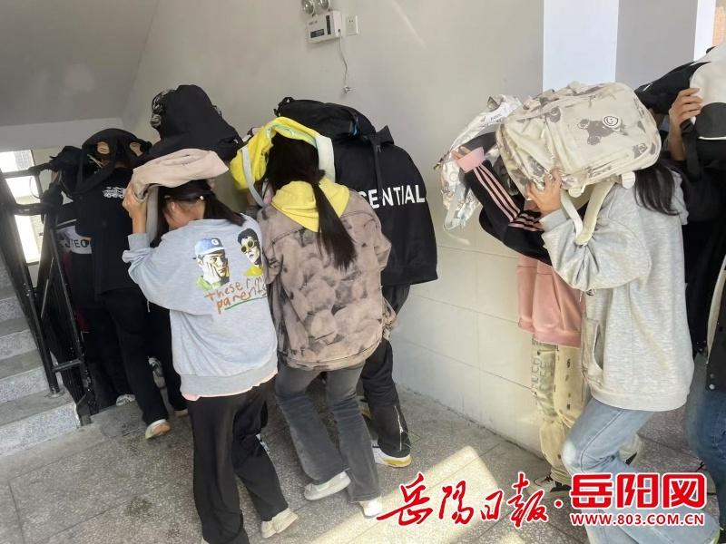 柘庄中学这场消防演练，让学生直呼长见识了  第2张