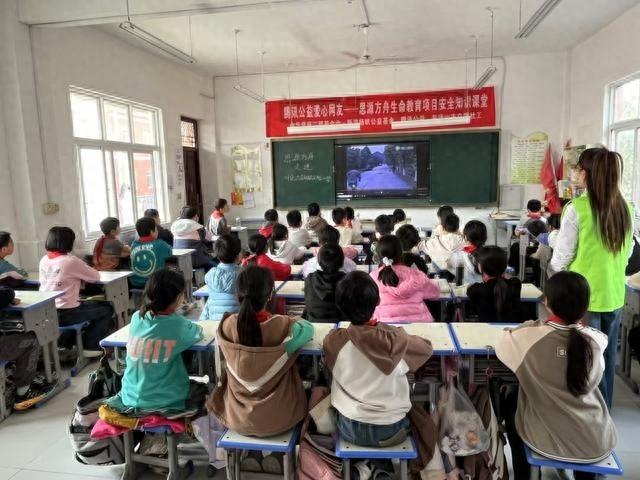 交通安全无小事！快来看看平顶山这群孩子是怎么学习的