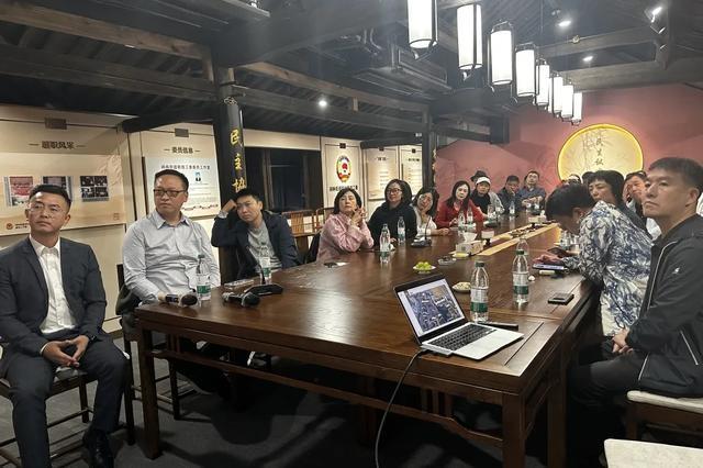 潮新闻客户端：最美农家书屋的城市 IP 之路，你了解多少？  第3张